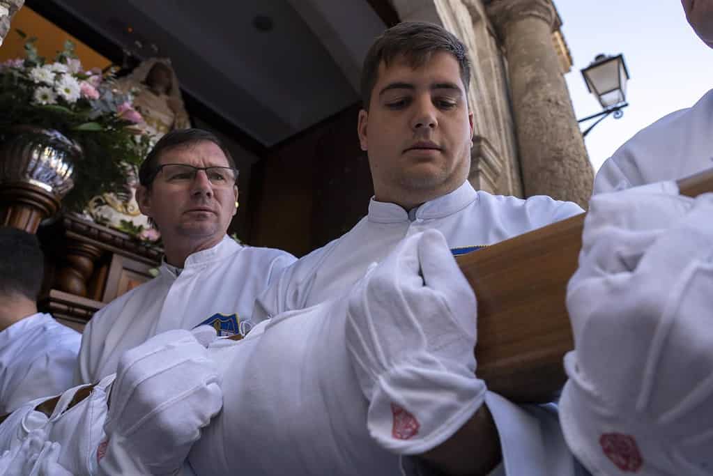 La Policía Nacional desplegará en Cuenca a la UPR, drones y guías caninos el Domingo de Ramos y el Viernes Santo