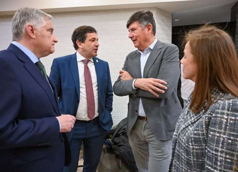 Pimentel aboga por mejorar la gestión del agua en regadíos para garantizar alimentos accesibles a la población
