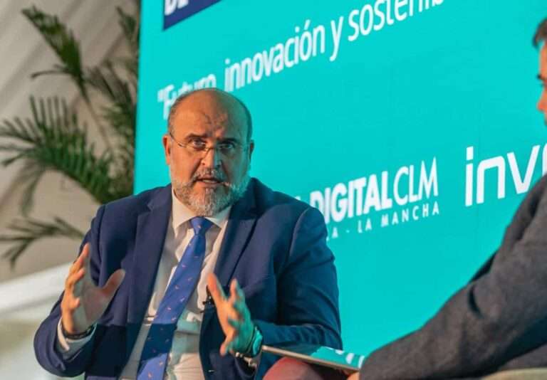 Castilla-La Mancha prevé aprobar la futura Ley de Simplificación Administrativa en 2025