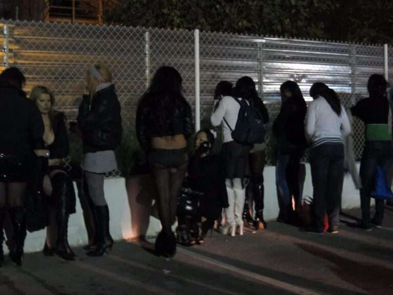 Martínez, Rojo o Bellido, entre socialistas de CLM que piden echar a integrantes del partido clientes de la prostitución