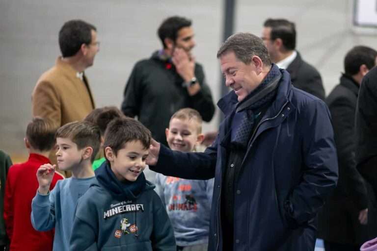 Page reivindica la Ley de Atención y Protección a la Infancia a un año de su aprobación en Cortes