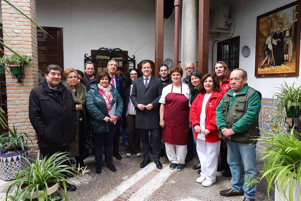 Velázquez garantiza el servicio de guardería municipal en Toledo este curso y trabaja para dar una solución el próximo