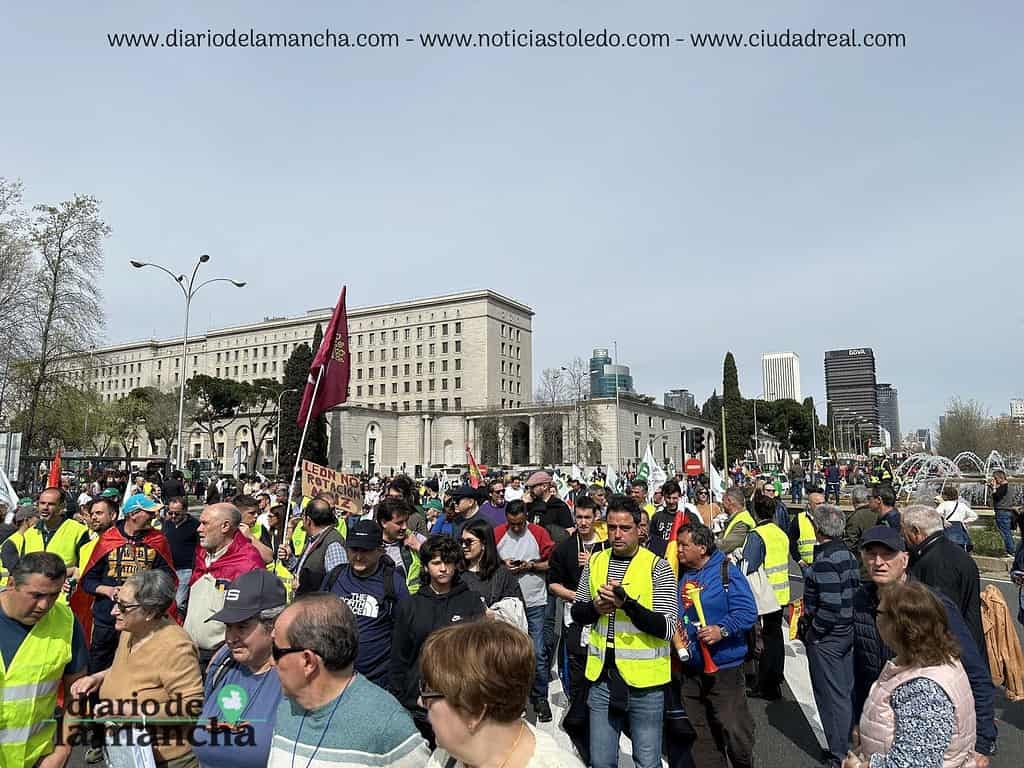 España se Moviliza: La protesta de tractores que recorrió la capital 51