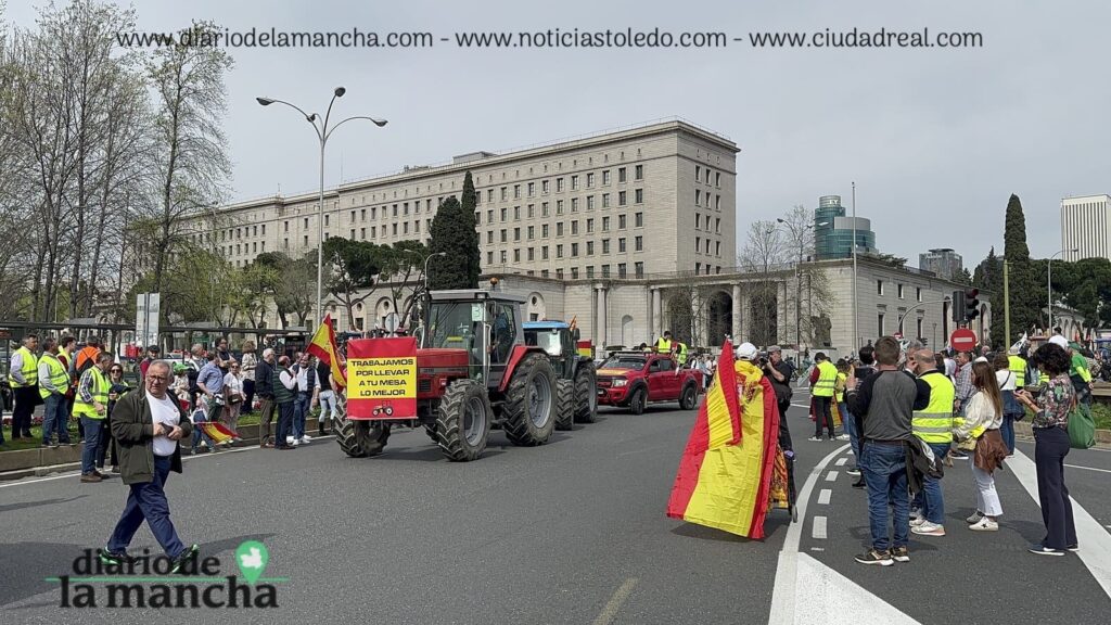 España se Moviliza: La protesta de tractores que recorrió la capital 61