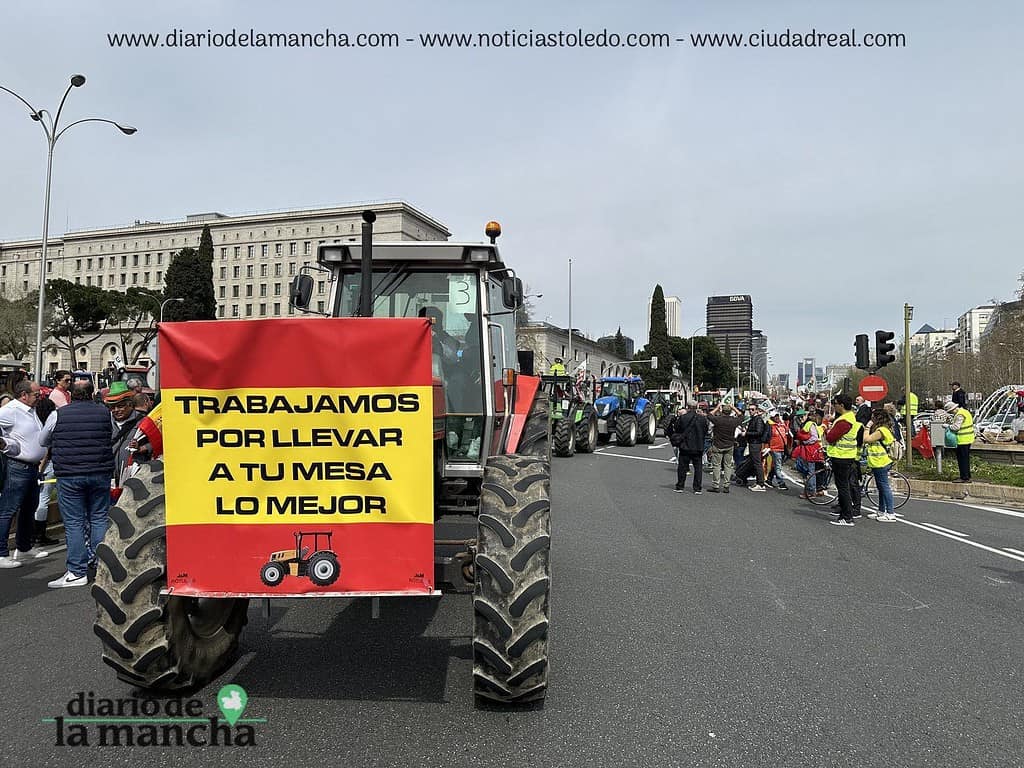 España se Moviliza: La protesta de tractores que recorrió la capital 64