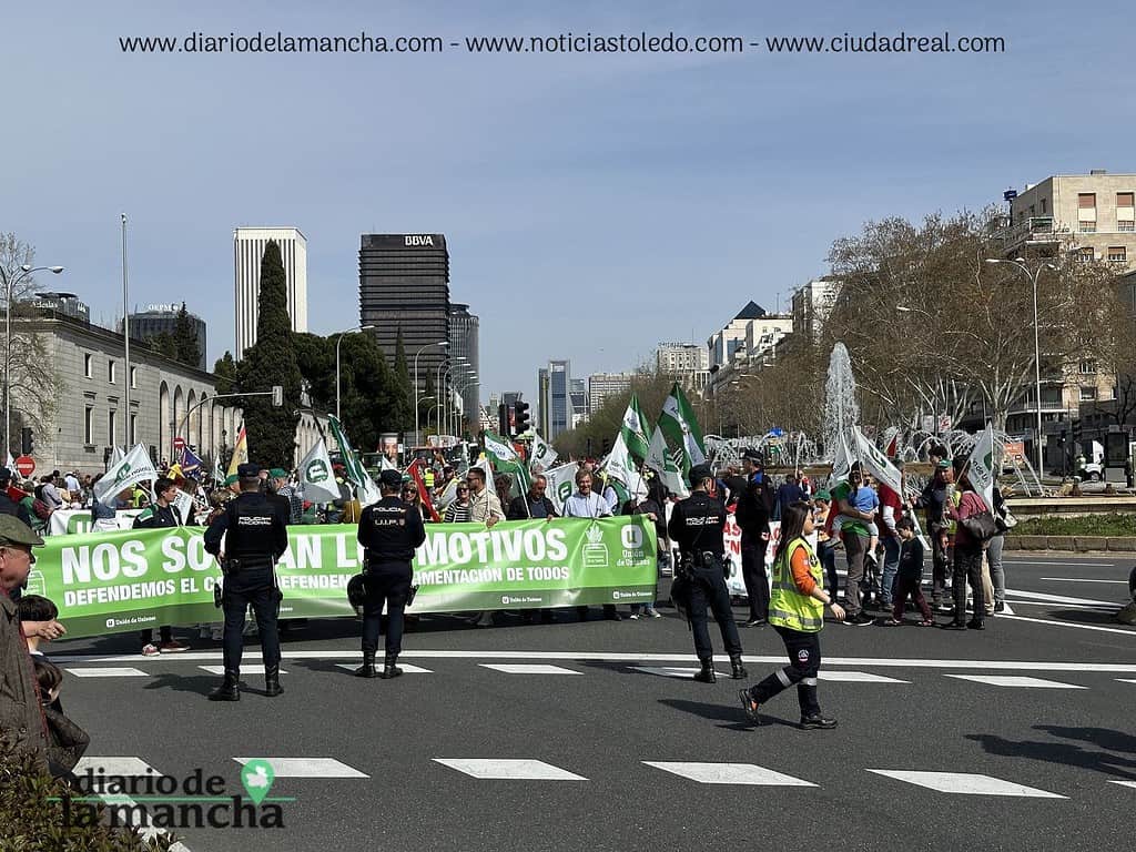 España se Moviliza: La protesta de tractores que recorrió la capital 36