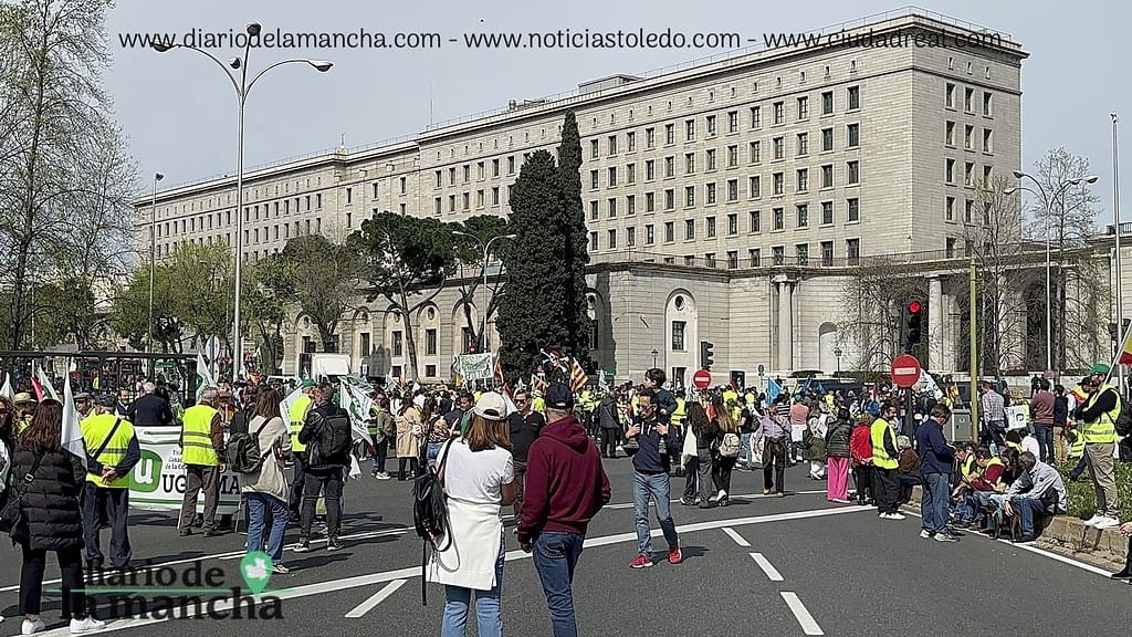 España se Moviliza: La protesta de tractores que recorrió la capital 40