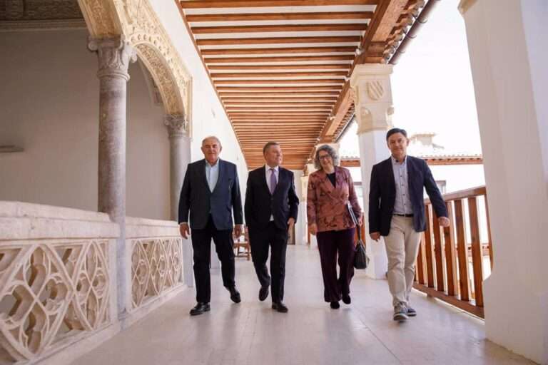 Junta, Asaja y UPA sellan el nuevo Plan de Gestión de ZEPAs en ambientes esteparios, que prevé 41 millones en ayudas