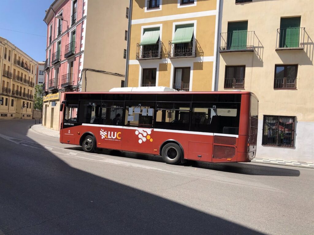 El transporte urbano por autobús aumenta un 20,2% en febrero en Castilla-La Mancha
