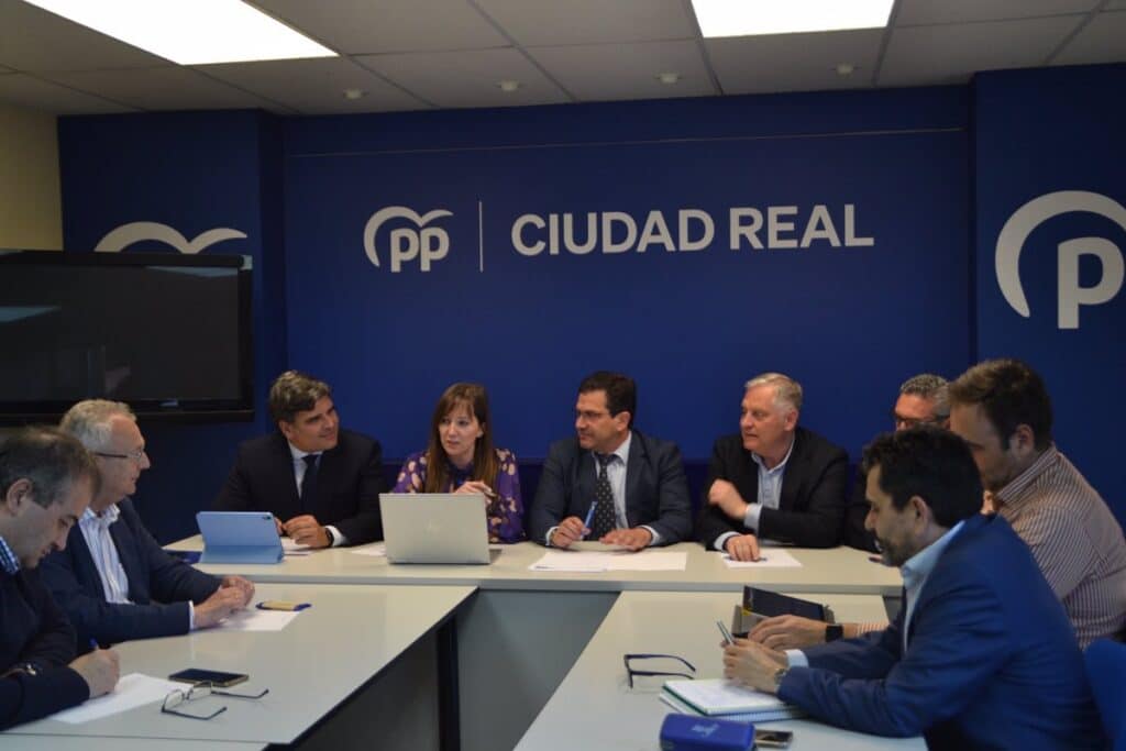 Ayuntamiento, Diputación de Ciudad Real y PP-CLM unirán fuerzas para reclamar la conexión Ciudad Real-Toledo por autovía