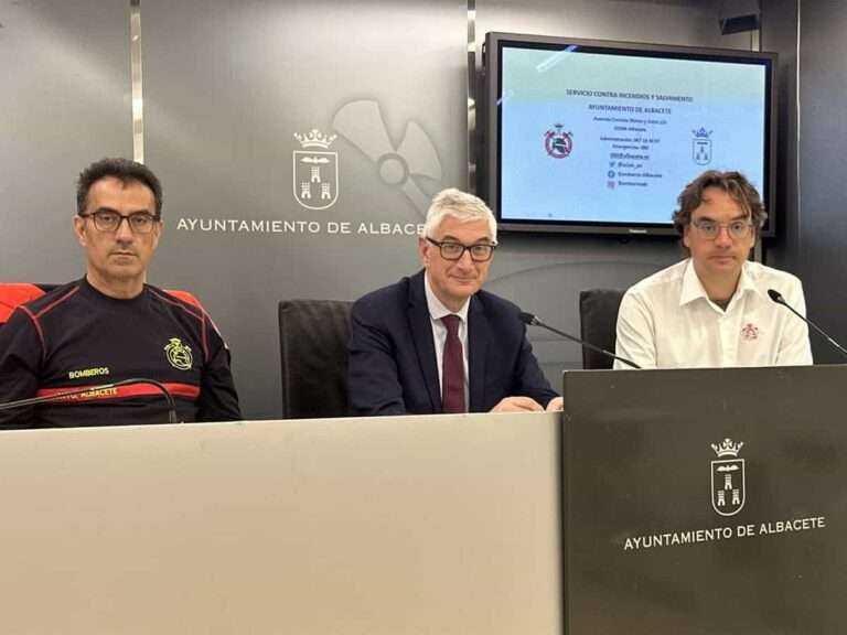 Los bomberos del Ayuntamiento de Albacete realizaron 2.300 actuaciones el pasado año, un 2% menos que el año anterior