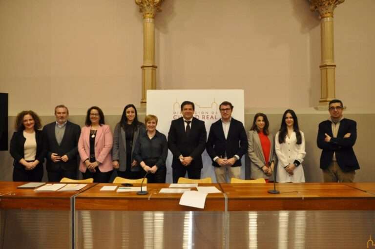 Diputación de Ciudad Real y Cámara de Comercio se alían para fomentar el autoempleo en la provincia