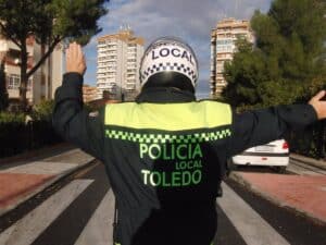 El alcalde de Toledo, optimista ante un acuerdo con Policía Local, espera solucionar el problema "en próximos días"