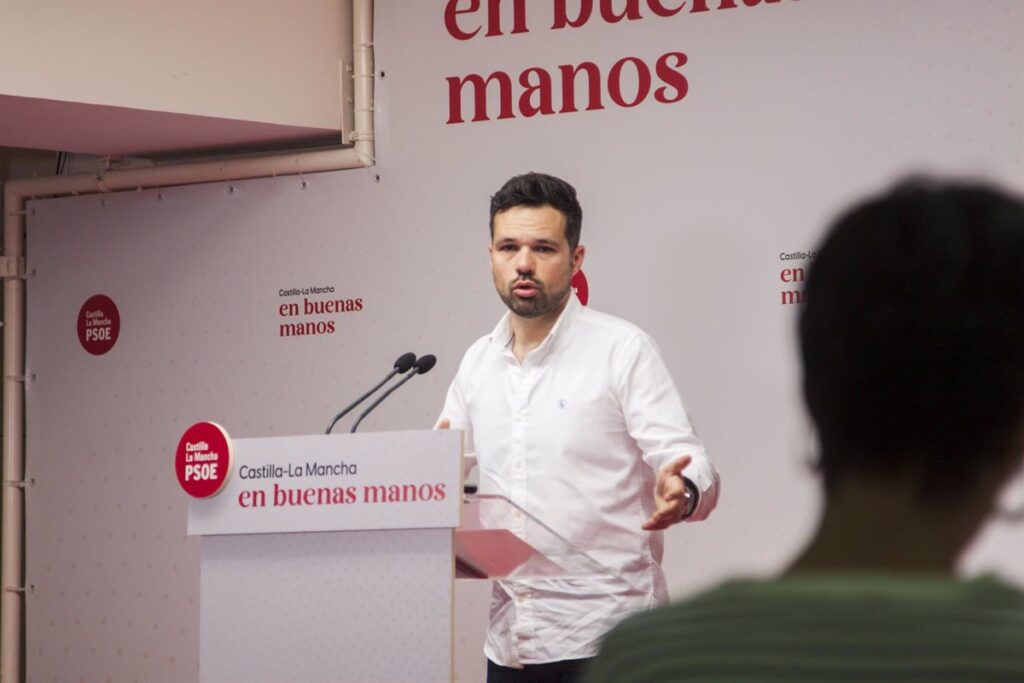 PSOE arremete contra PP por criticar la gestión sanitaria de Junta, aunque admite que "existe mucho trabajo por hacer"