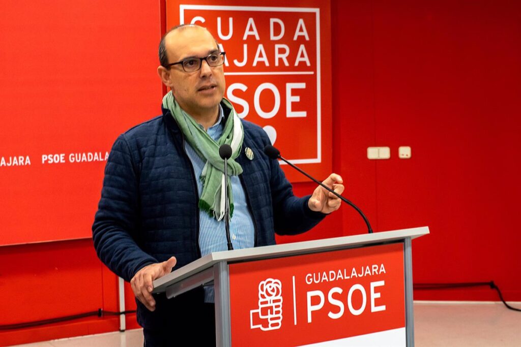 El PSOE critica la propuesta del PP C-LM sobre rebajas fiscales asegurando que conduce a "recortes"