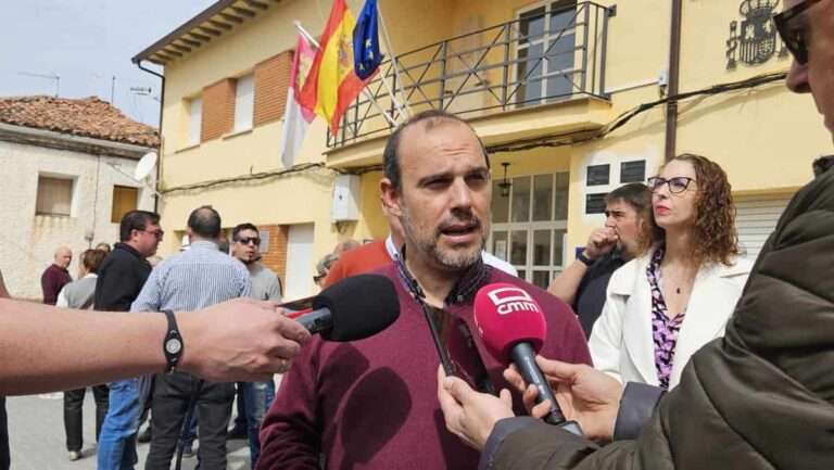 PSOE acusa a Núñez de "utilizar de manera partidista el Senado" y le pide defender a Castilla-La Mancha como hace Page