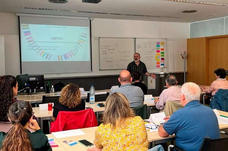 El personal funcionario de la Administración regional se forma por primera vez en materia LGTBI