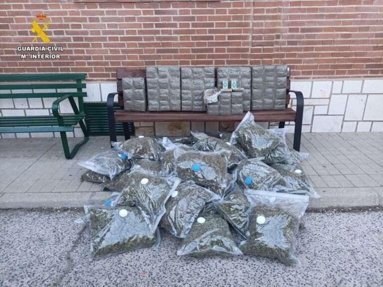 La Guardia Civil incauta más de 300 kilos de hachís en tres operaciones en la A-4 en Ciudad Real