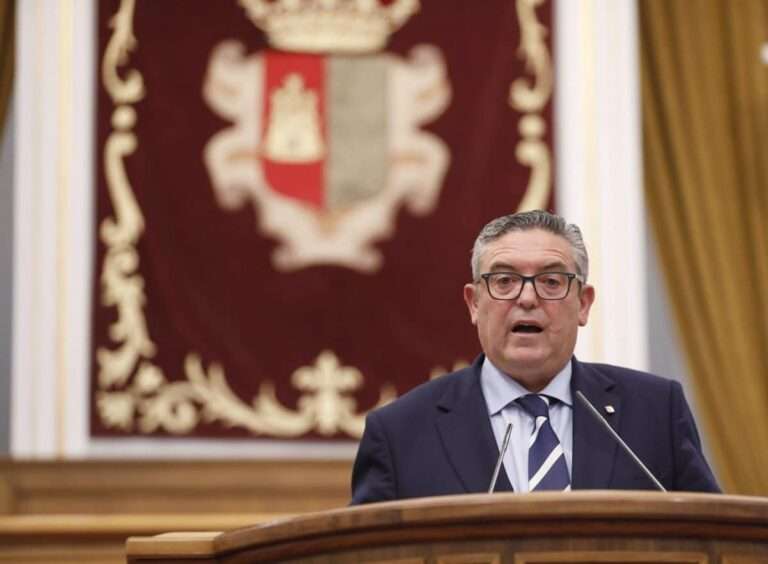 PP, Vox y PSOE se unen en defensa de los transportistas de C-LM en el paso de la frontera de Francia