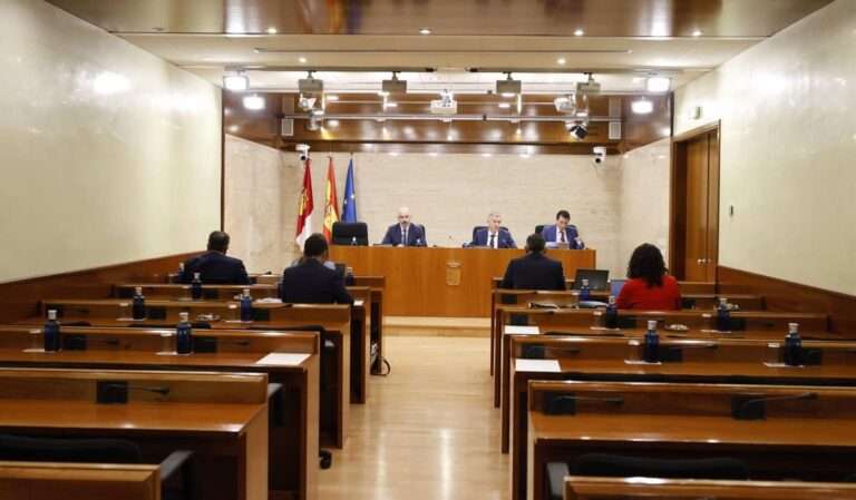 PP y Vox unen fuerzas para recuperar la carrera profesional sanitaria y el Sescam trabaja para reactivarla cuanto antes