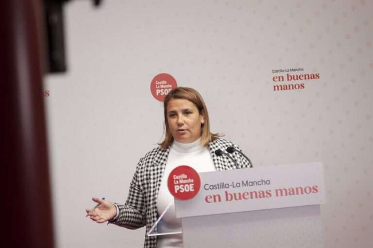 PSOE rechaza la "ocurrencia" de Núñez sobre impuestos, con la que agracia "a los que cobran más de un millón de euros"