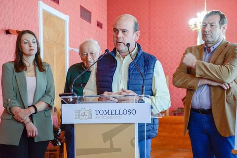 Un premio a la botella mejor vestida, novedad del Concurso Regional de Vinos 'Premios Bombo' de Tomelloso