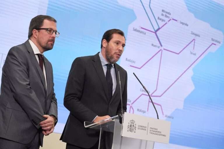 Puente avanza la definición "inmediata" del tramo del AVE a Extremadura "con acuerdo o por decisión del ministerio"