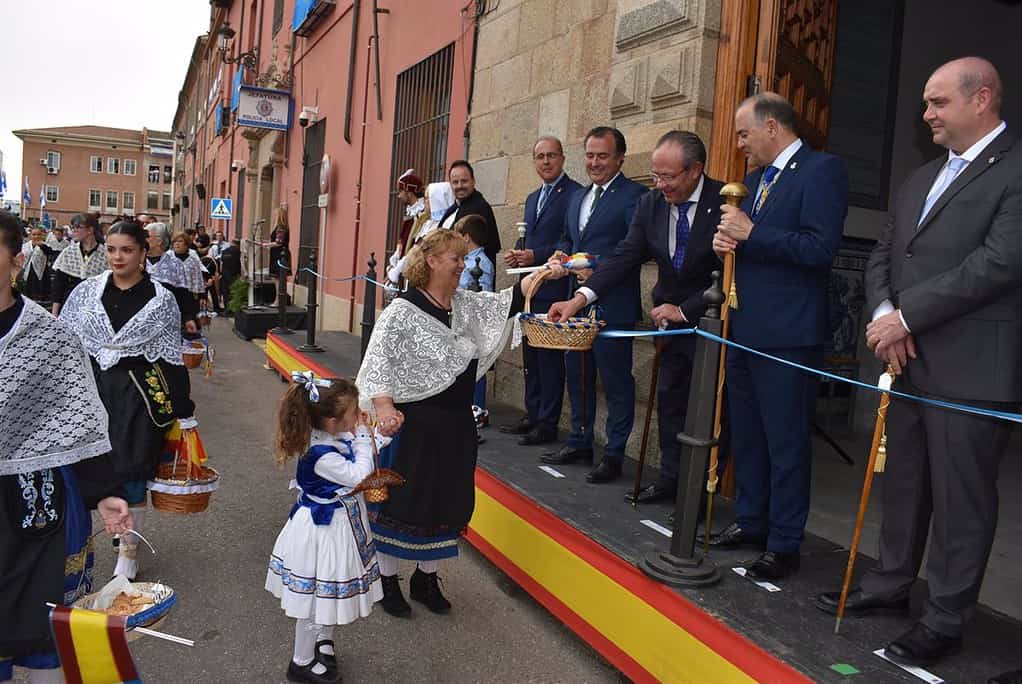 Ruiz Molina destaca a Talavera como una ciudad que aúna tradición y modernidad tecnológica