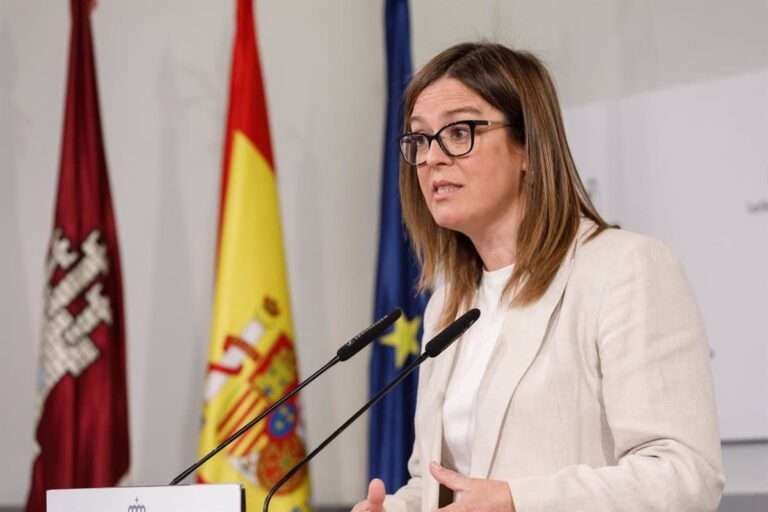 Un nuevo decreto aumenta la participación de la comunidad educativa en los consejos escolares de C-LM