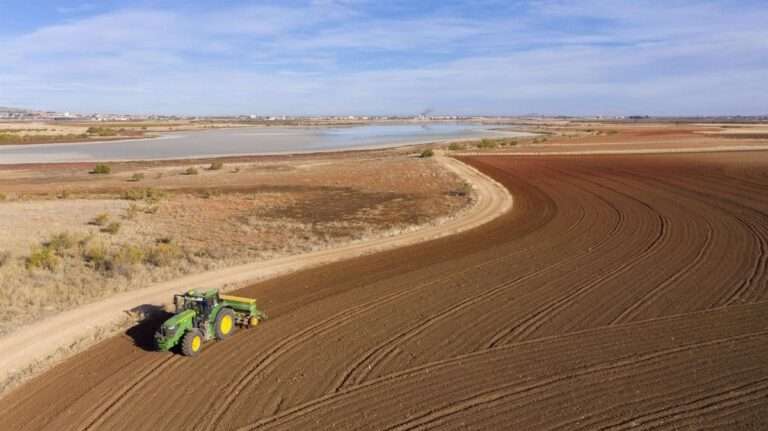 Asaja "no permitirá" limitaciones a las labores agrícolas para disminuir el riesgo de incendios en el medio natural