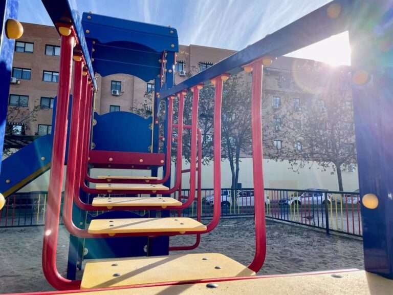 El Ayuntamiento Cuenca destina por vez primera 141.000 euros al mantenimiento de áreas infantiles y biosaludables