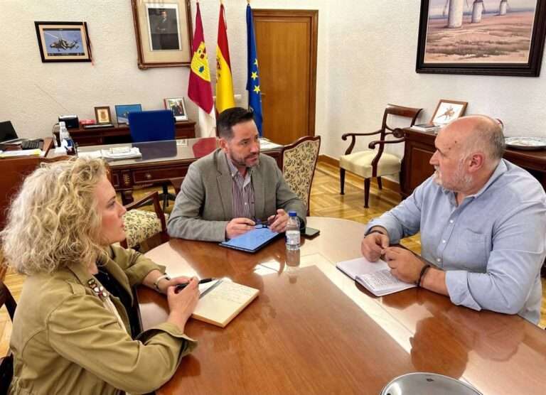 Broceño reconoce la implicación de los taxistas de la provincia de Ciudad Real en la lucha contra la violencia de género