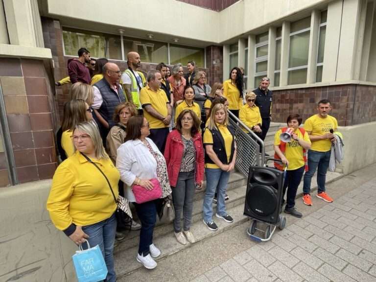 CCOO y UGT alaban el "seguimiento masivo" en el primer día de la huelga de Correos en la provincia de Albacete
