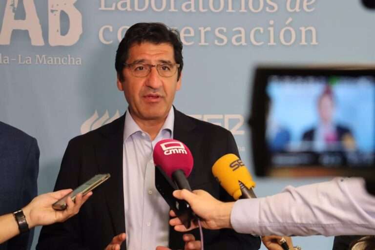 Caballero aboga por aprovechar la IA para contribuir al progreso y bienestar de la región "sin dejar a nadie atrás"