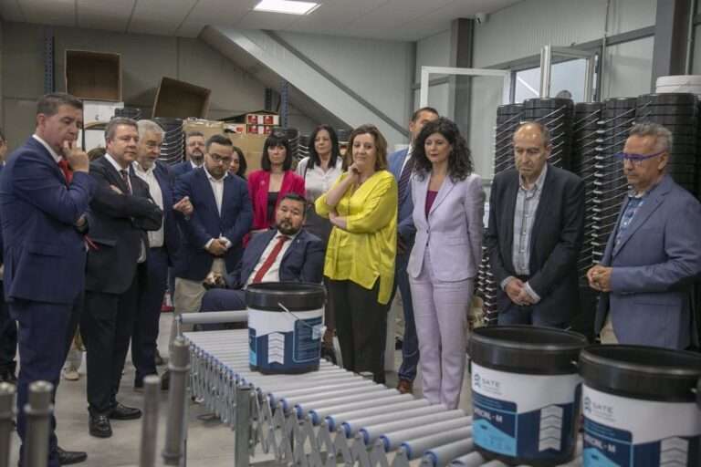 Castilla-La Mancha convoca ayudas para transformar y crear nuevos empleos en la modalidad de teletrabajo