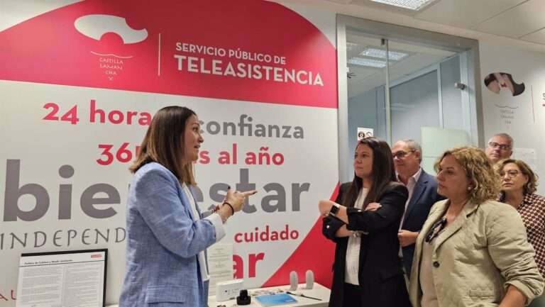 El 70% de los usuarios de la teleasistencia en C-LM son mujeres y la Junta quiere llegar a 90.000 usuarios para 2028