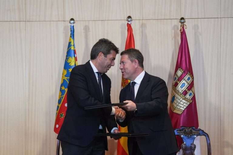 CLM y Valencia sellan un acuerdo para garantizar atención sanitaria en zonas limítrofes que beneficiará a 13.778 vecinos
