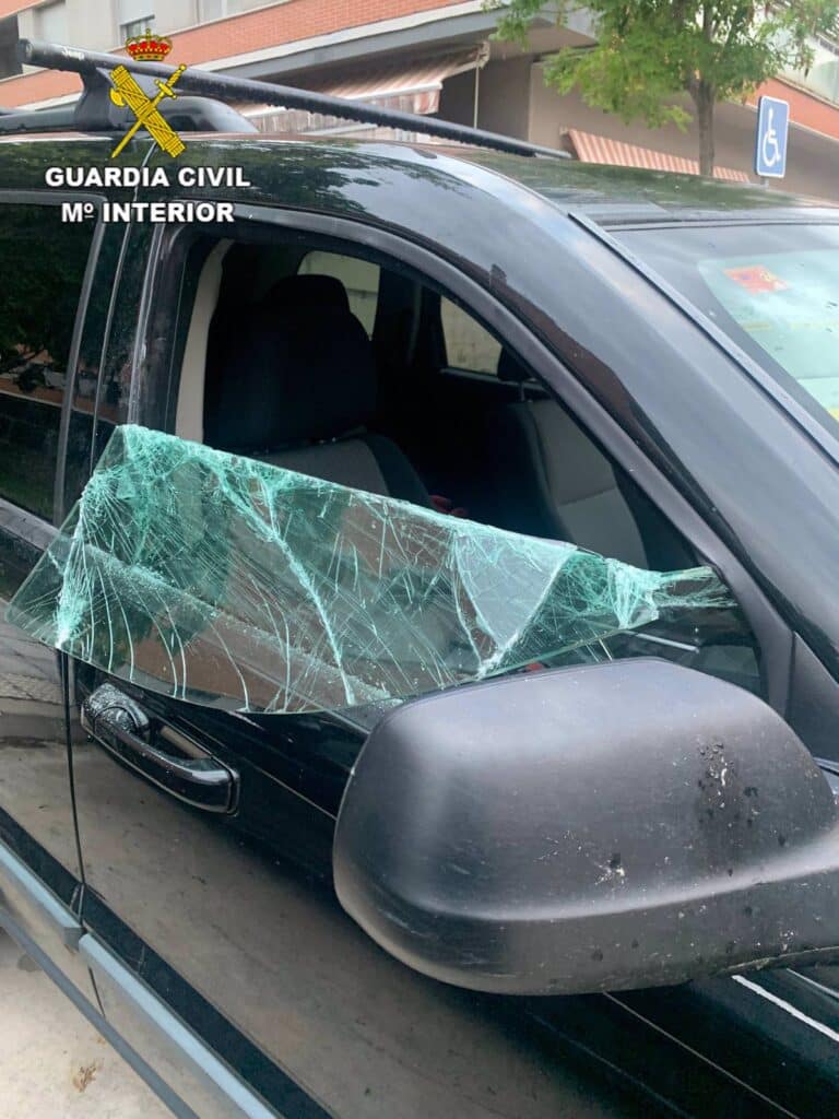 Detenido como responsable de 34 robos con fuerza en el interior de coches en Alovera y Azuqueca de Henares