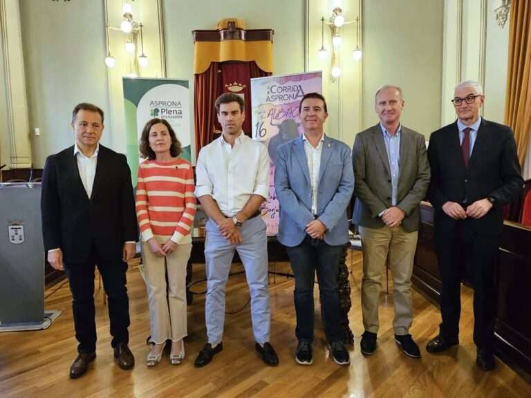 El Fandi, Rubén Pinar y Borja Jiménez, cartel de la LII Corrida de Toros de Asprona el 16 de junio