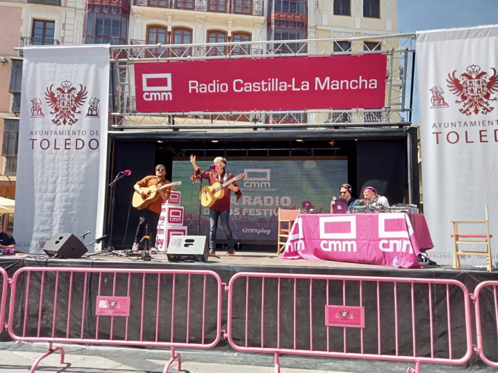 La toledana plaza de Zocodover baila con Karmento, Judith Mateo, Ángela González y Amatria de la mano de RCM