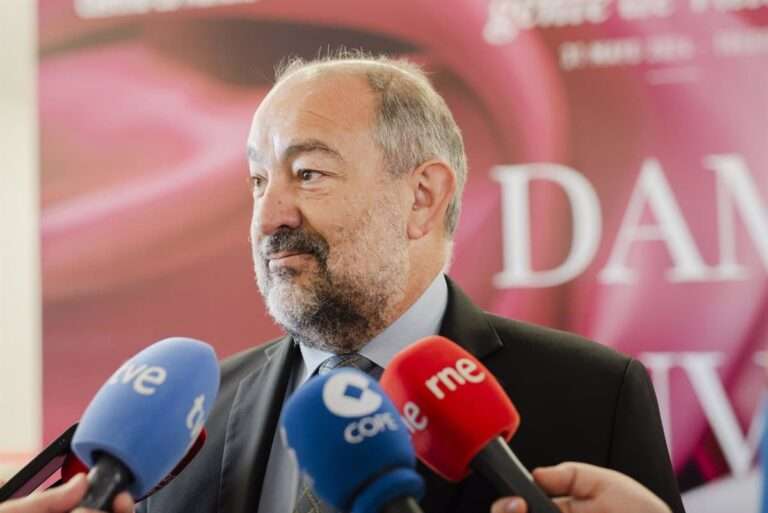 La UCLM transmite su compromiso con la mejora de C-LM con motivo del día de la región