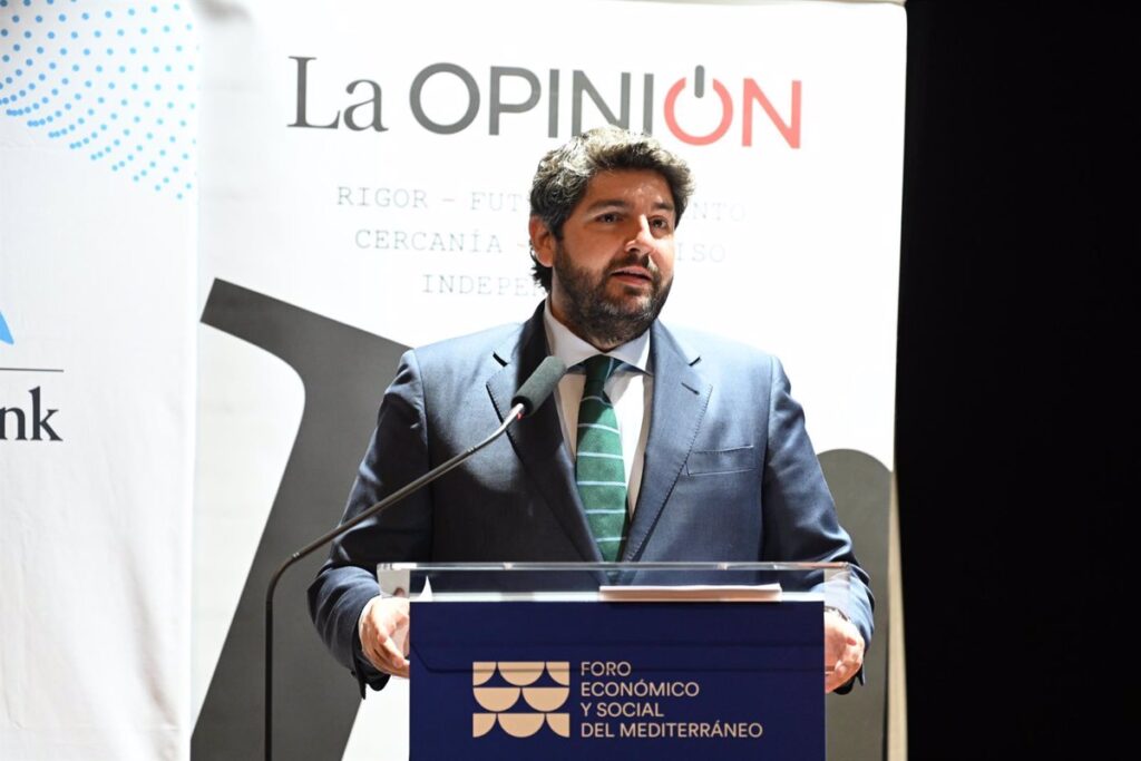 López Miras pide al Gobierno central "sentar a los territorios para solucionar de una vez por todas el problema"