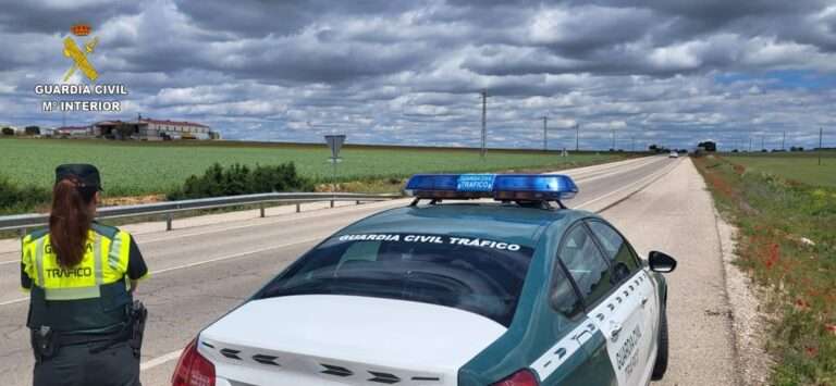 Investigado un menor por conducir sin carné y provocar un accidente en el que resultó herido el acompañante