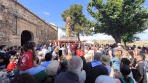 La romería de Alarcos congrega a varios miles de personas en Ciudad Real