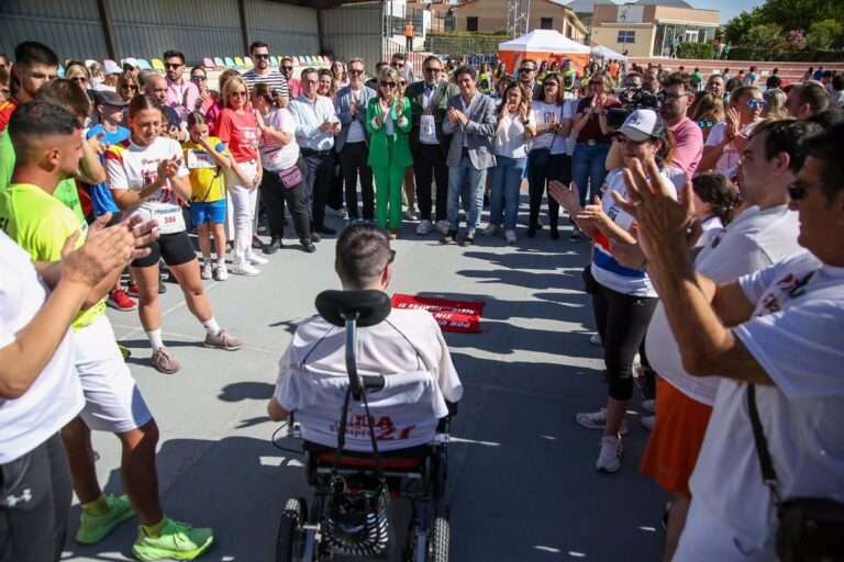 Tolón destaca el compromiso de los municipios participantes en el V Reto 'Por un futuro sin ELA' de Adelante C-LM