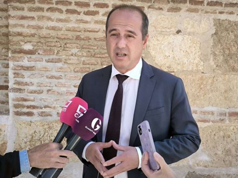 PSOE dice que a Núñez "ser el que más insulta" no le ha valido para tener puestos de salida en lista del PP a europeas