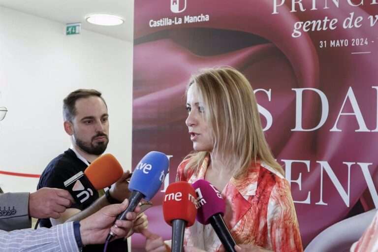 PSOE traslada su "más firme compromiso" con el futuro de la región y elogia al Gobierno de Page