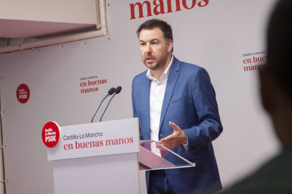 PSOE destaca "los mejores datos de empleo en abril en 16 años" en C-LM gracias a las políticas de Page