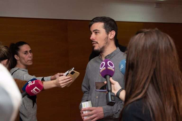 Podemos C-LM pide al PSOE que no actué "igual que el PP" con minería de tierras raras y rechace el proyecto de Quantum