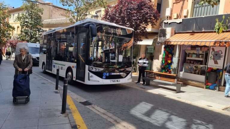 Valdepeñas estrena este lunes de manera gratuita el nuevo servicio de transporte urbano